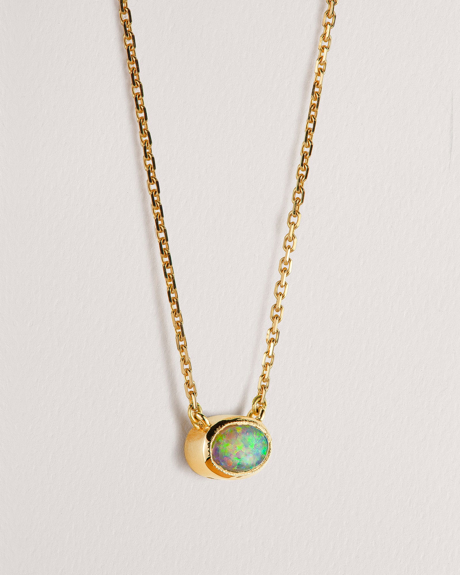 Rebecca Chaudhry 18ct Yellow Gold Milgrain Opal Necklace N01 Side